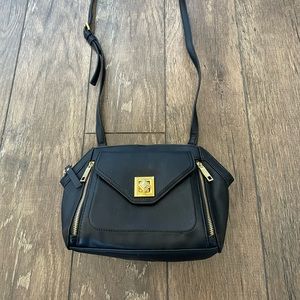 Crossbody purse